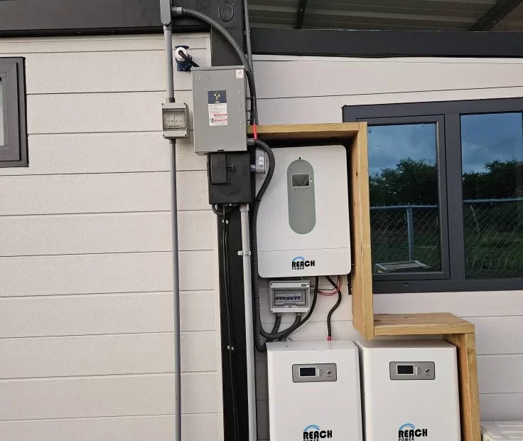 30kwh lifepo4 battery & 10kw hybrid split inverter