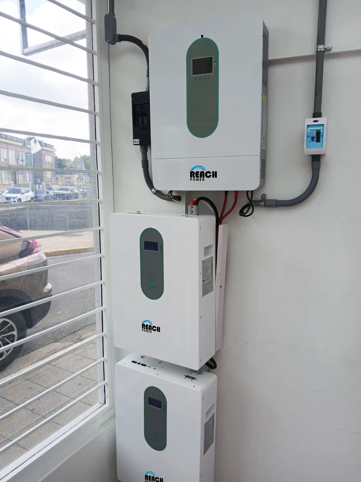 2*5kwh lifepo4 battery & 10kwh Hybrid split inverter